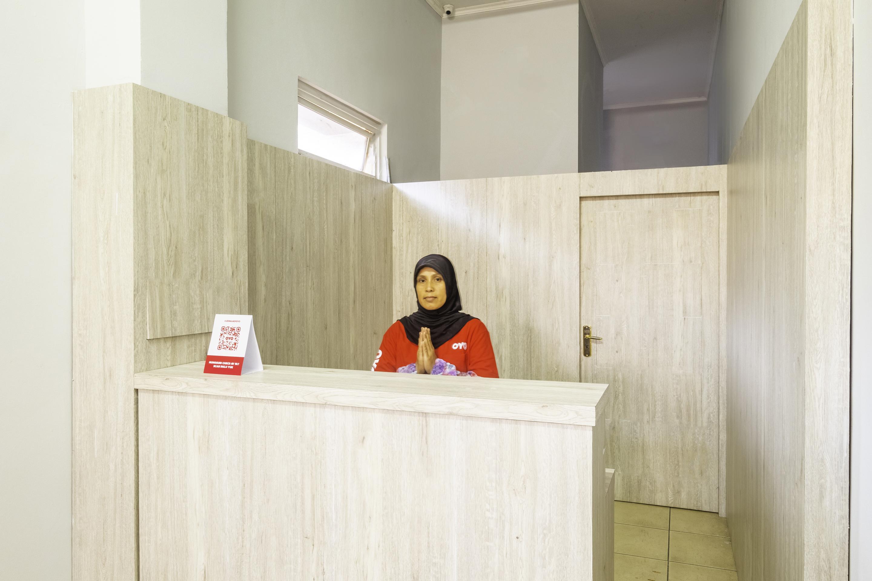 Karins Guesthouse Syariah Redpartner Bandung Luaran gambar
