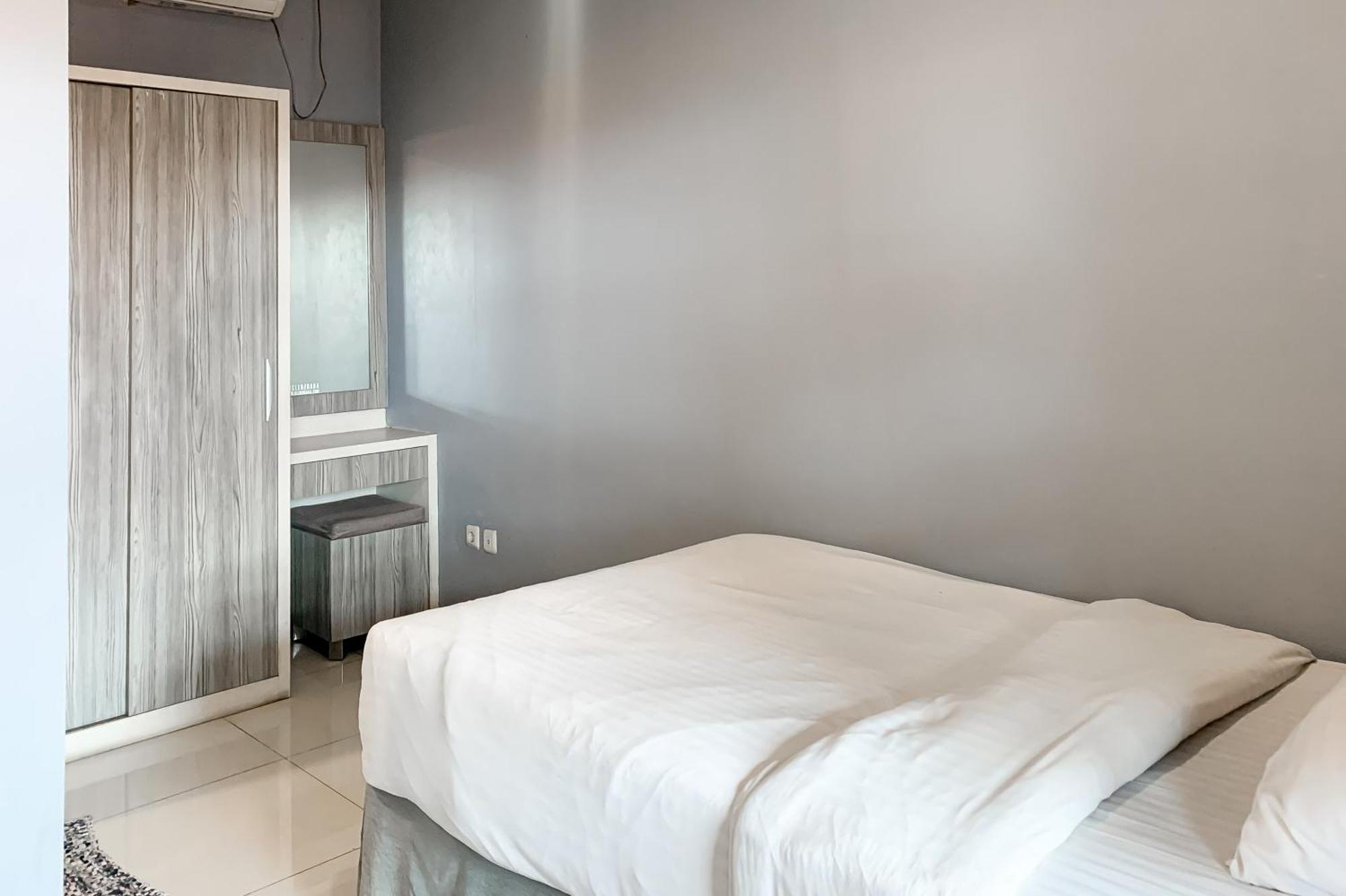Karins Guesthouse Syariah Redpartner Bandung Luaran gambar