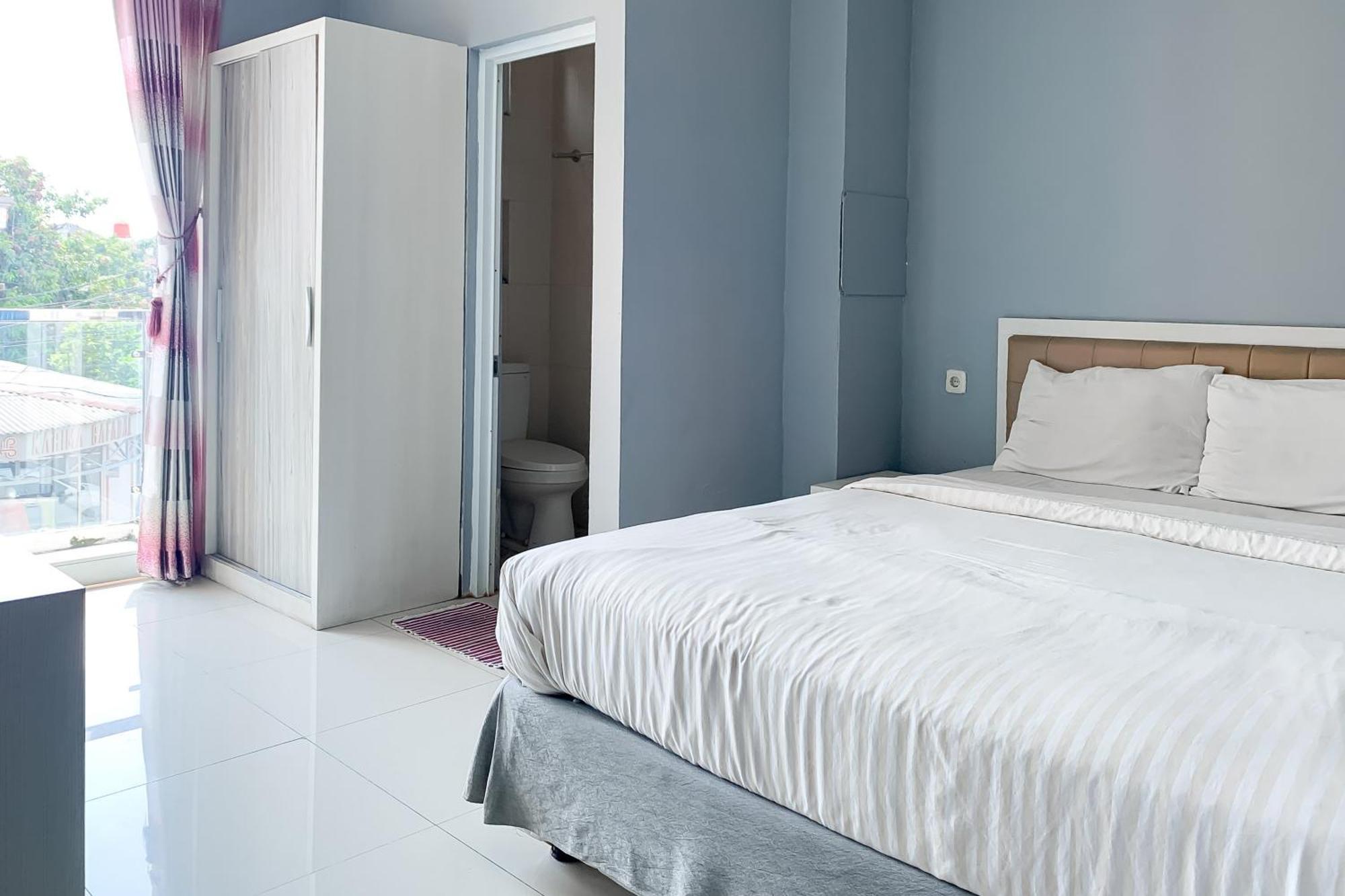 Karins Guesthouse Syariah Redpartner Bandung Luaran gambar